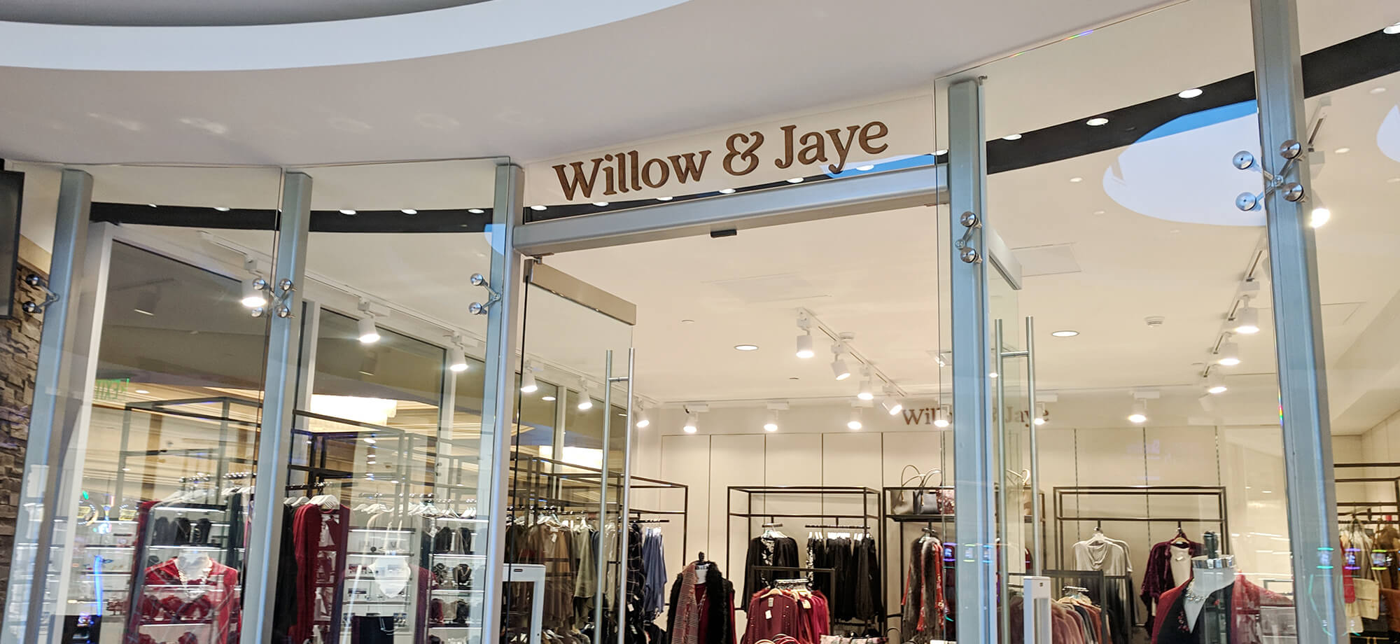 Willow & Jaye Signage